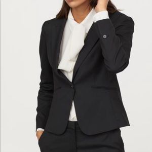✨H&M Fitted Blazer✨